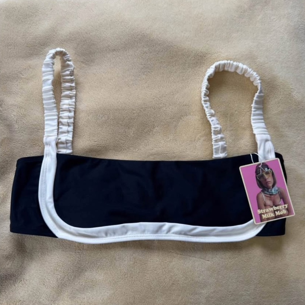 Strawberry Milk Mob Black Sporty Bikini Set L - Picture 3 of 6
